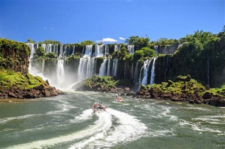 14 Famous Landmarks in South America to Visit