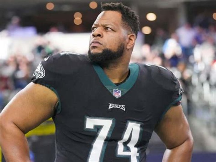 30 Richest NFL Players in the World