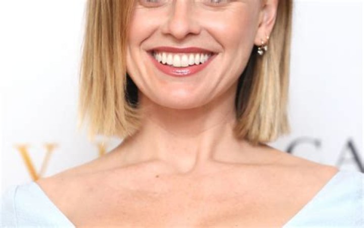 Alice Eve Net Worth - Wiki, Age, Weight and Height, Relationships, Family, and More