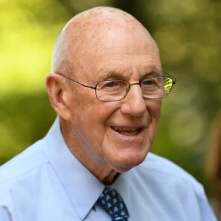 Arthur Irving Net Worth - Wiki, Age, Weight and Height, Relationships, Family, and More