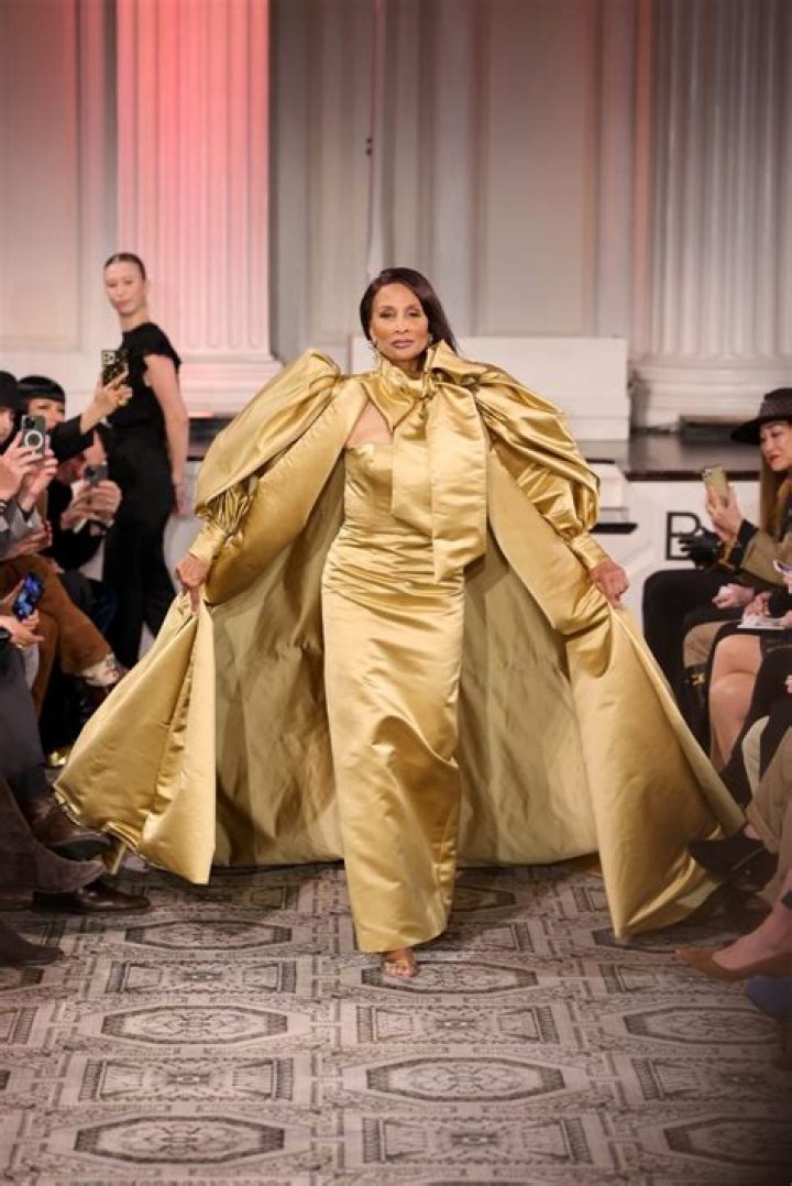 Beverly Johnson Net Worth - Wiki, Age, Weight and Height, Relationships, Family, and More