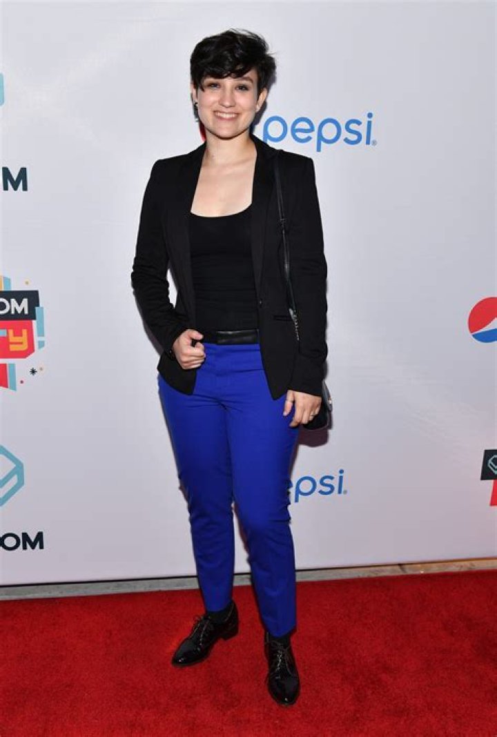 Bex Taylor Klaus Net Worth - Wiki, Age, Weight and Height, Relationships, Family, and More