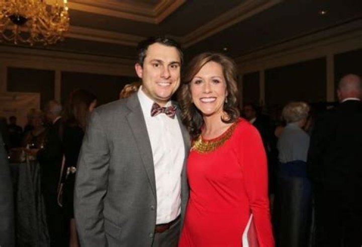 Claire Kellett Wiki, Age, Husband, Pregnant, Salary