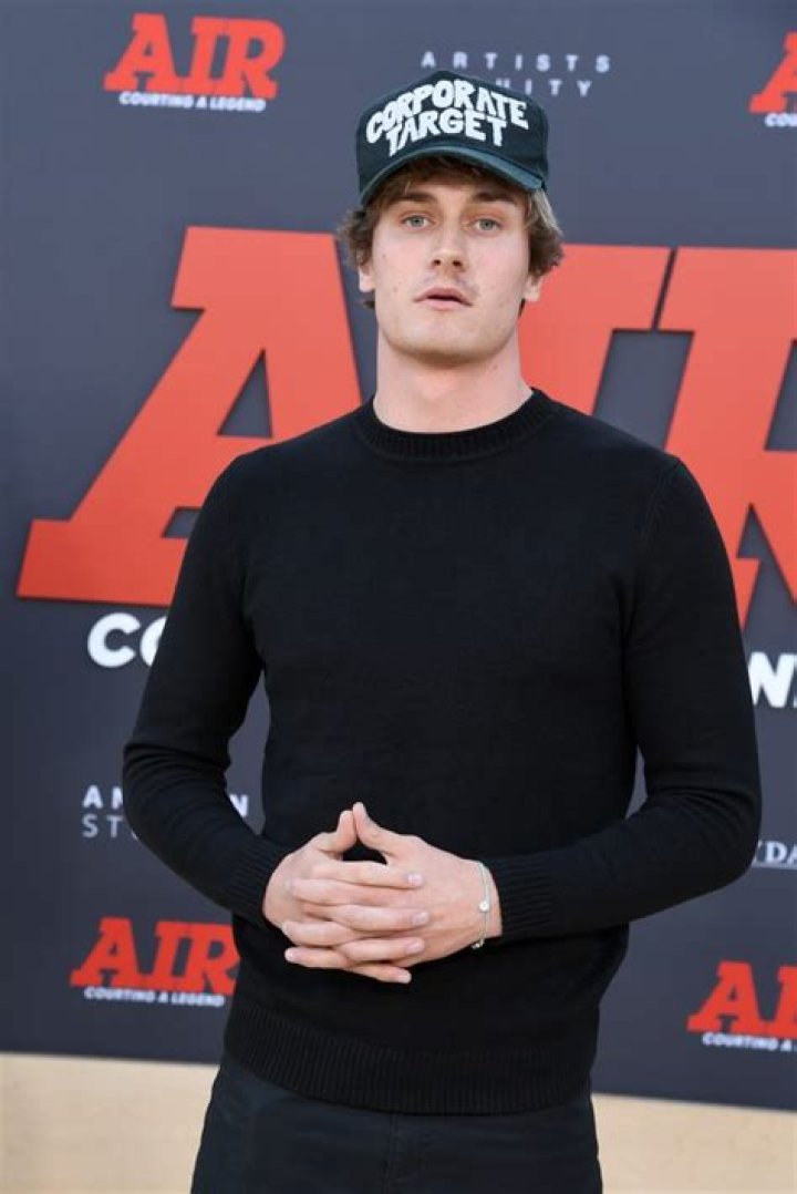 Cole Bennett Net Worth - Wiki, Age, Weight and Height, Relationships, Family, and More
