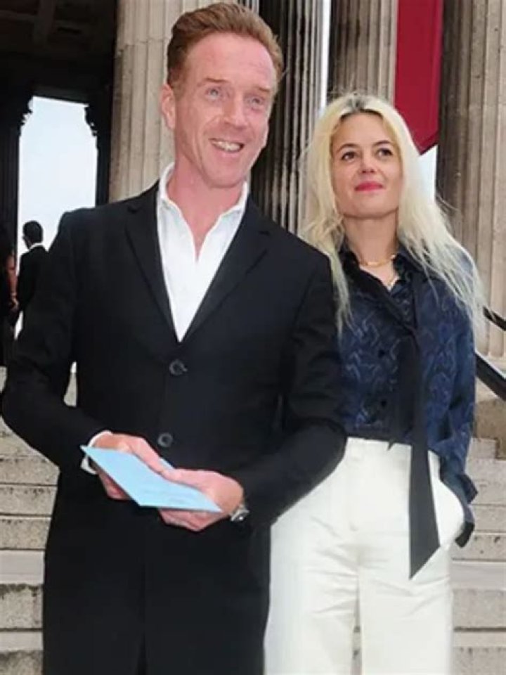 Damian Lewis Net Worth - Wiki, Age, Weight and Height, Relationships, Family, and More