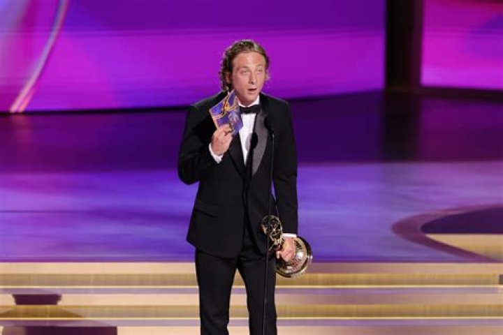 Emmy Producers Planning Tribute for Robin Williams