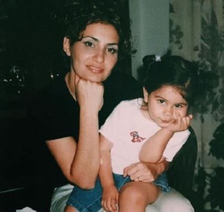 Enza Ciccione, Mother of Alessia Cara! Know About Her Parents, Family, Siblings, Net Worth, & More
