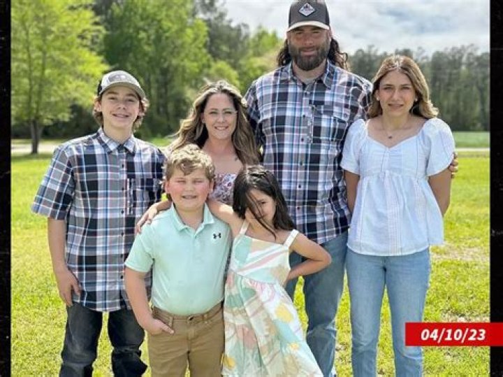Fans Concerned About Birthday Gift Jenelle Evans And David Eason Gave Their 6-Year-Old Daughter