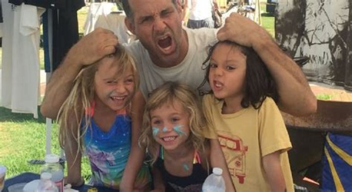 Gary Golding Wife: Who Is He Married To? Daughters And Ethnicity