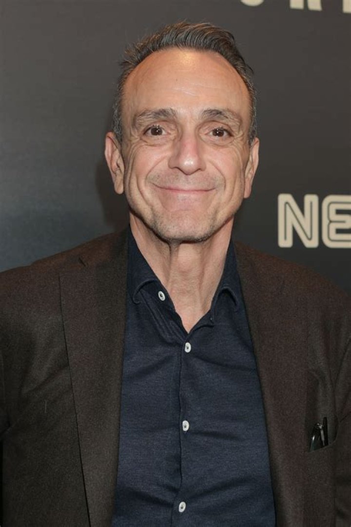 Hank Azaria Net Worth : Houses & Movies