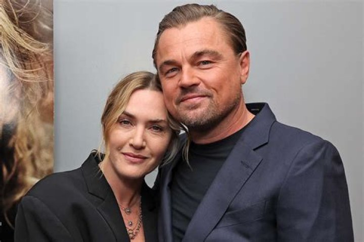 How old were Leonardo DiCaprio and Kate Winslet in Titanic?