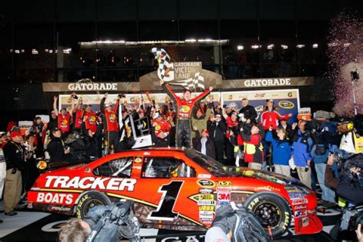 Jamie McMurray Net Worth - Wiki, Age, Weight and Height, Relationships, Family, and More