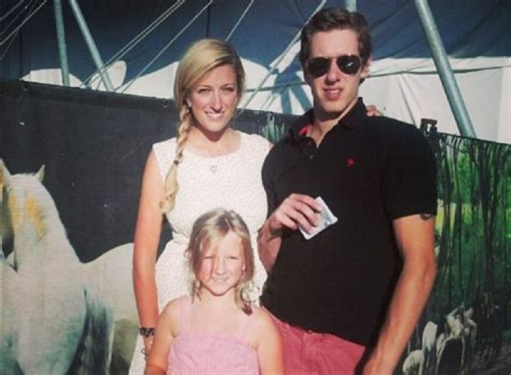 Jordan Binnington Family: Parents Siblings Wife And Kids Revealed