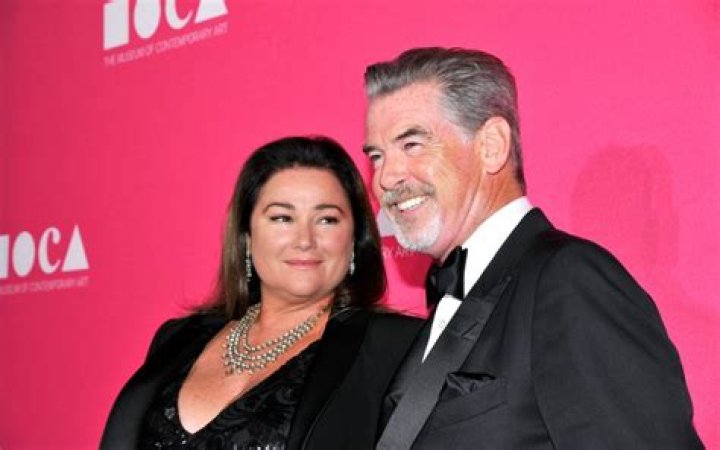 Keely Shaye Smith Net Worth - Wiki, Age, Weight and Height, Relationships, Family, and More