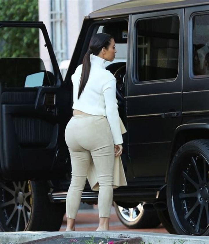 Kim Kardashian shows butt x-ray as “proof” that her ass is real