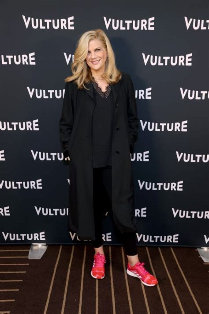 Kristen Johnston Net Worth - Wiki, Age, Weight and Height, Relationships, Family, and More