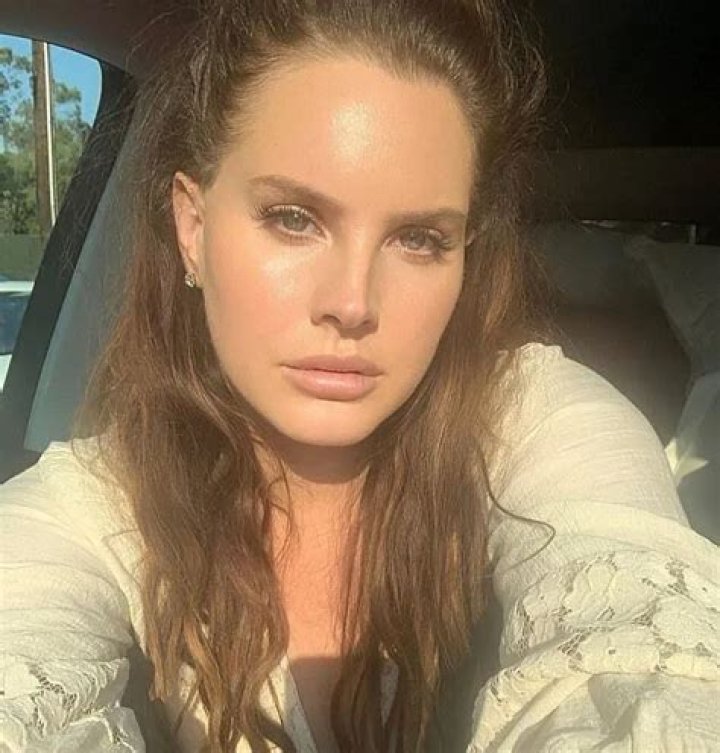 Lana Del Rey Pets - Celebrity Pets