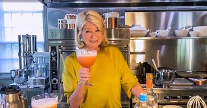 Martha Stewart drinks wine with ice cubes in it: terrible or ok?