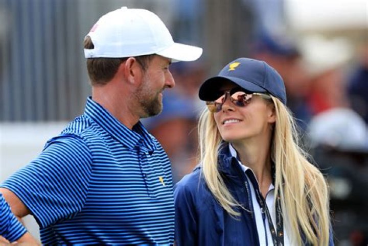 Meet Taylor Dowd Simpson-Wife of golfer, Webb Simpson and mother of his five kids!