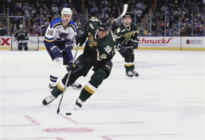 Mike Modano Net Worth - Wiki, Age, Weight and Height, Relationships, Family, and More