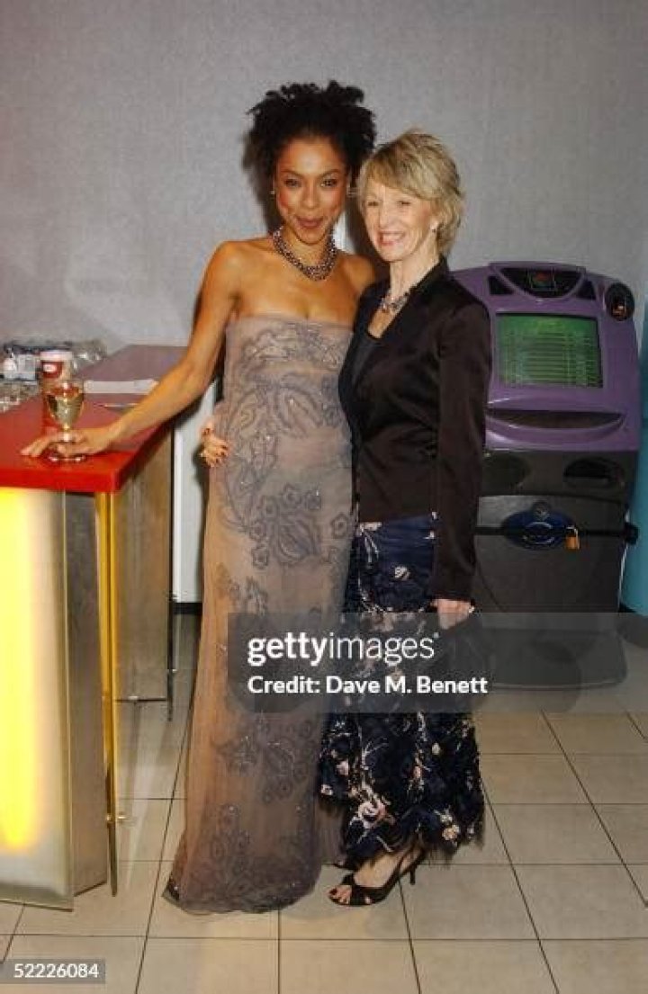 Sophie Okonedo Parents Henry Okonedo And Joan Okonedo Family Ethnicity