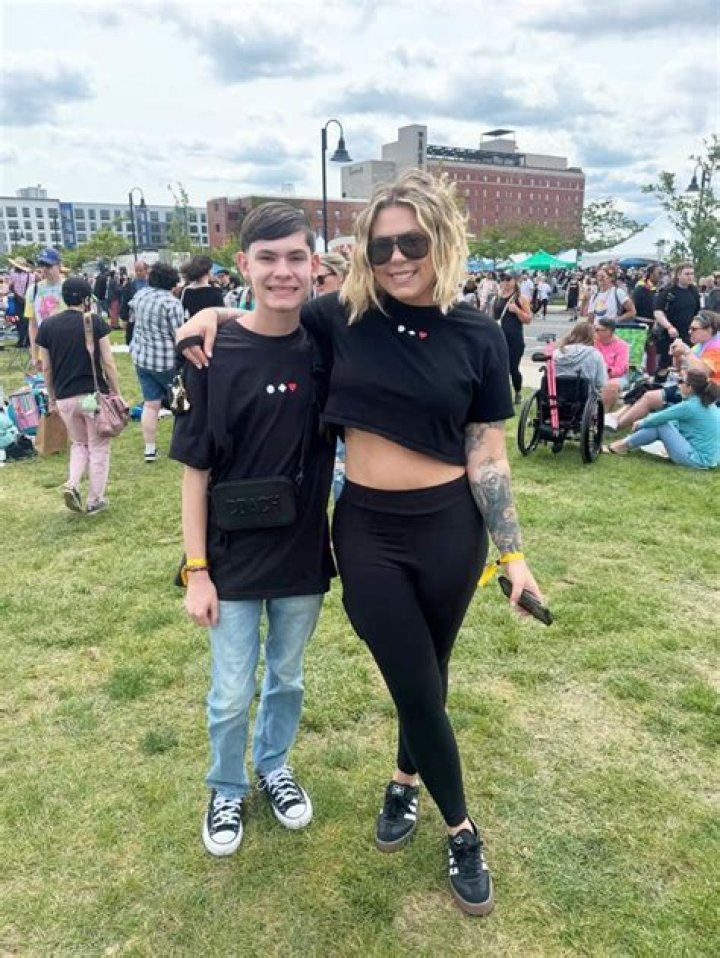 Source Claims That Kailyn Lowry Gave Birth In November