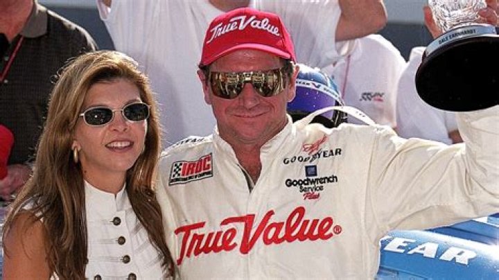 Teresa Earnhardt Net Worth - Wiki, Age, Weight and Height, Relationships, Family, and More