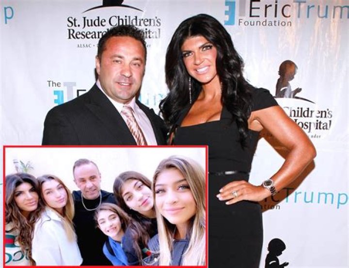 Teresa Giudice Reunites with 'Best Friend' Dina Manzo in Las Vegas