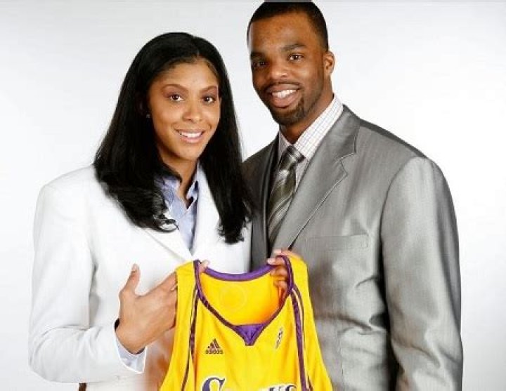 The WNBA player Candace Parker separated with her husband Shelden Williams.