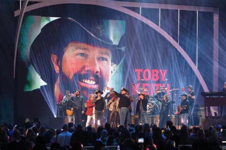 Toby Keith tribute at CMT Music Awards was 'terrible', say upset fans