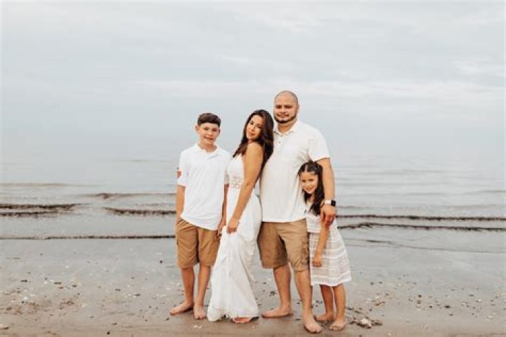 Vee Rivera Breaks Down While Recounting Family Struggle